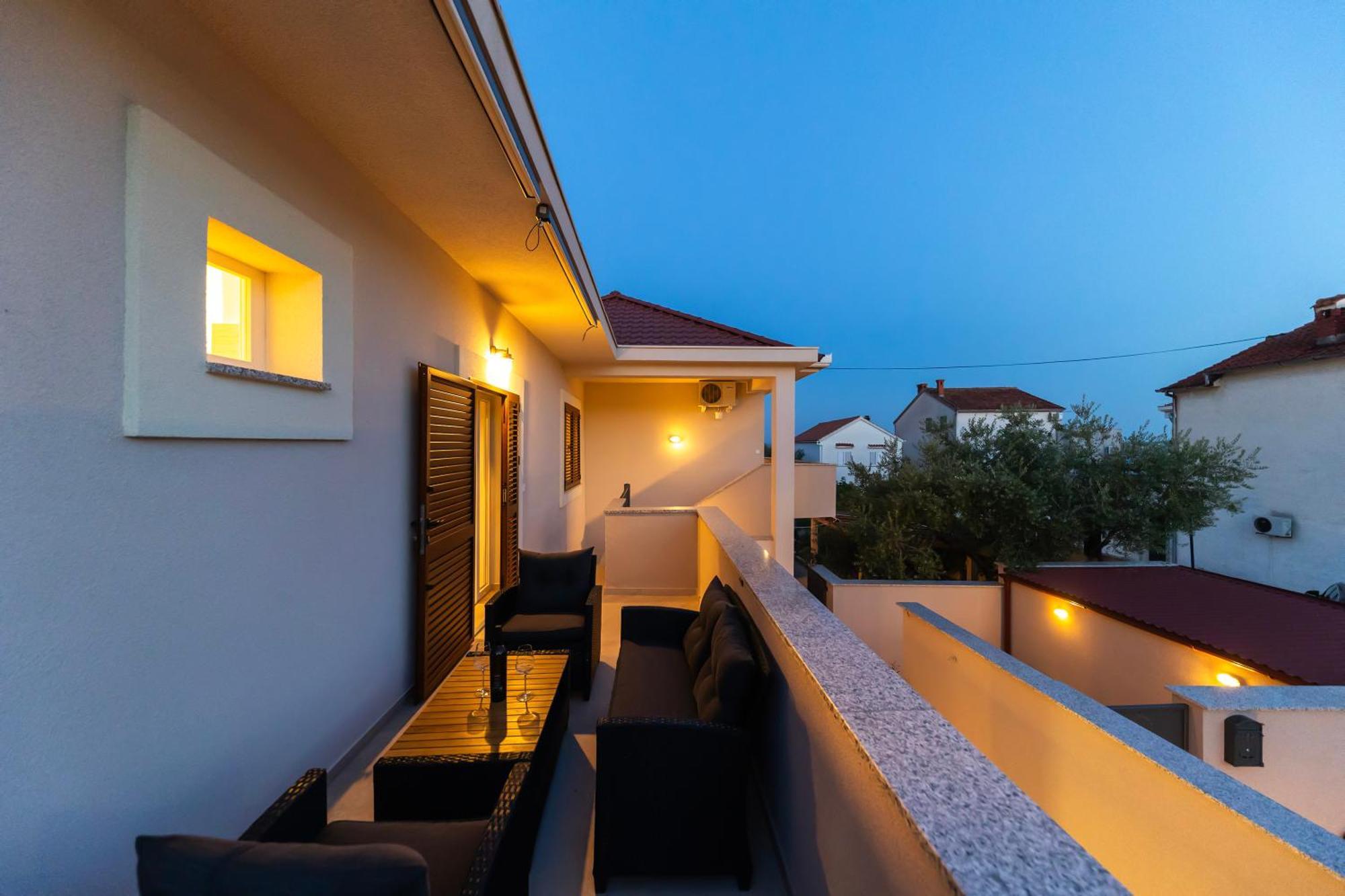 Find Your Haven In Morena Celeste Seaside Puntamika Apartments! Zadar Exterior photo