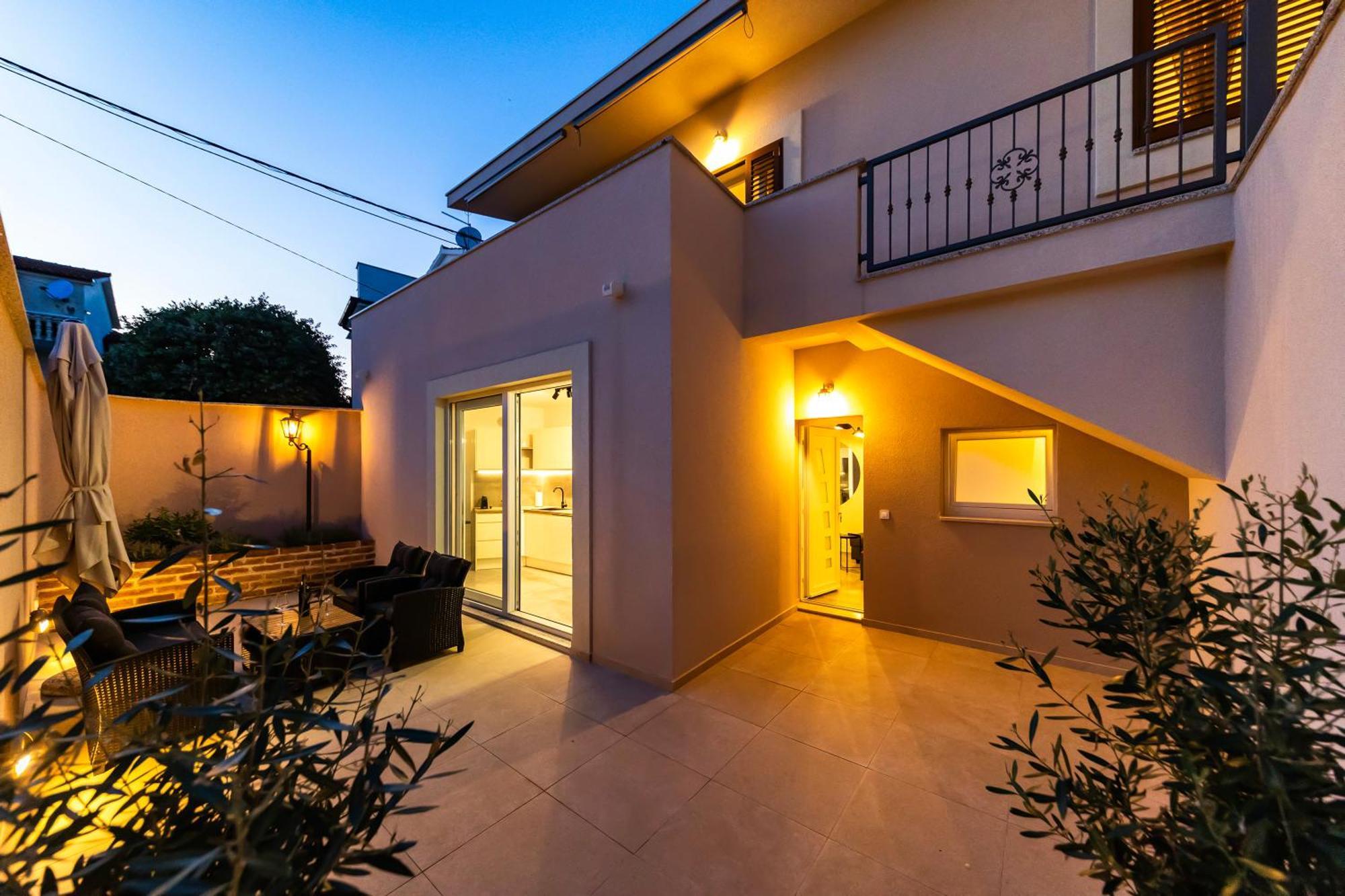 Find Your Haven In Morena Celeste Seaside Puntamika Apartments! Zadar Exterior photo